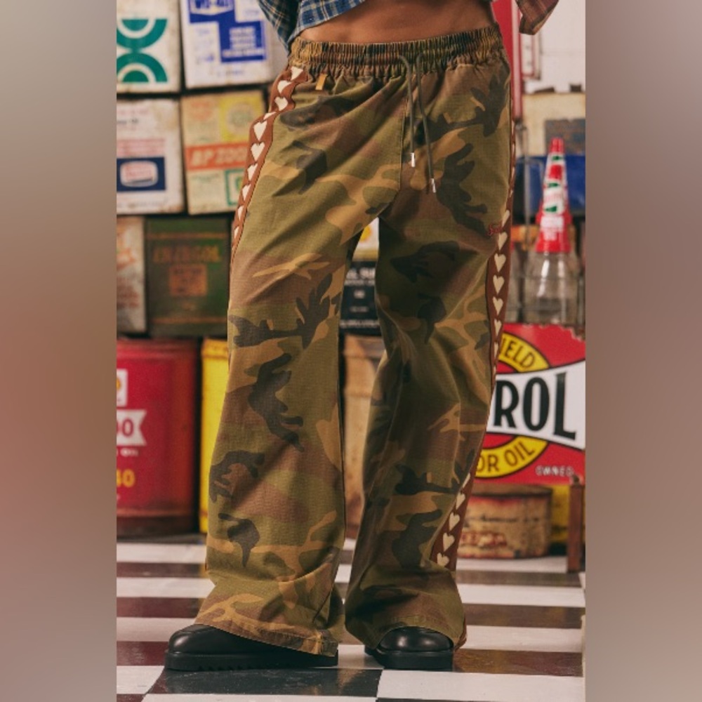 Sabbi Camouflage Wide Leg Pants - XL NWT